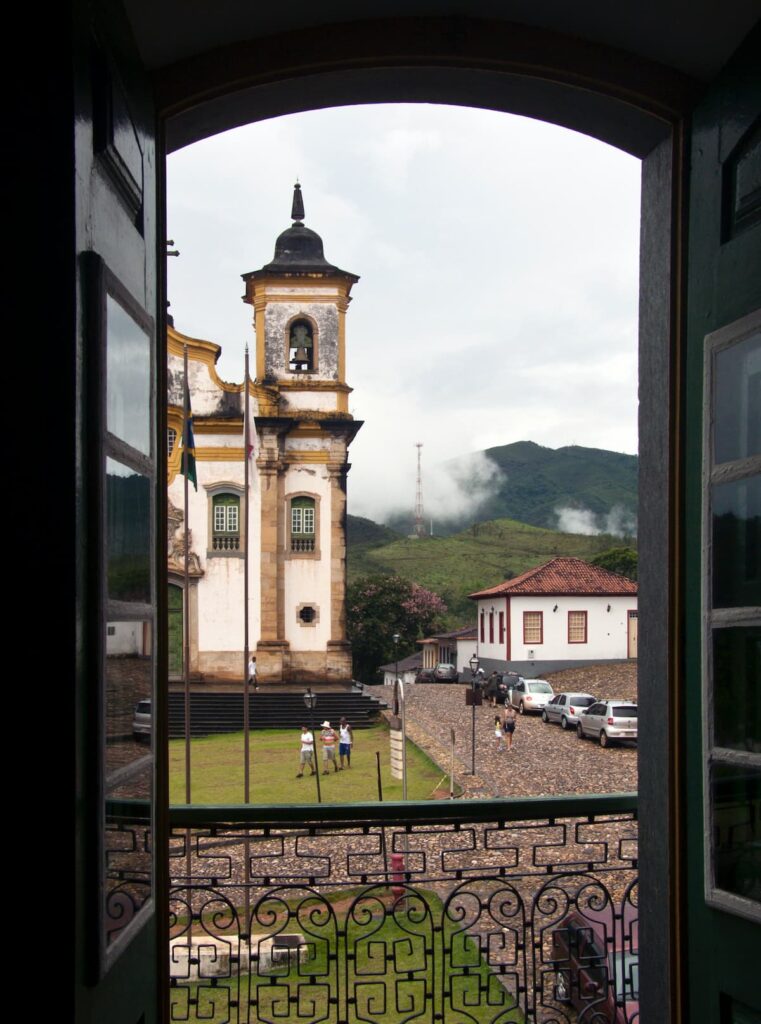 Imagem  mostra igreja de Mariana, uma das mais belas cidades históricas de Minas Gerais.