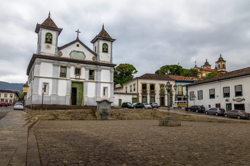 Imagem mostra Catedral da Sé em Mariana.