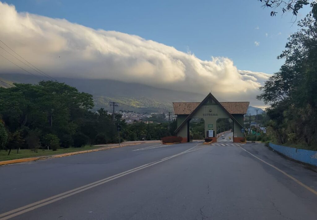 Imagem mostra Extrema, uma das cidades mineiras perto de São Paulo para morar.