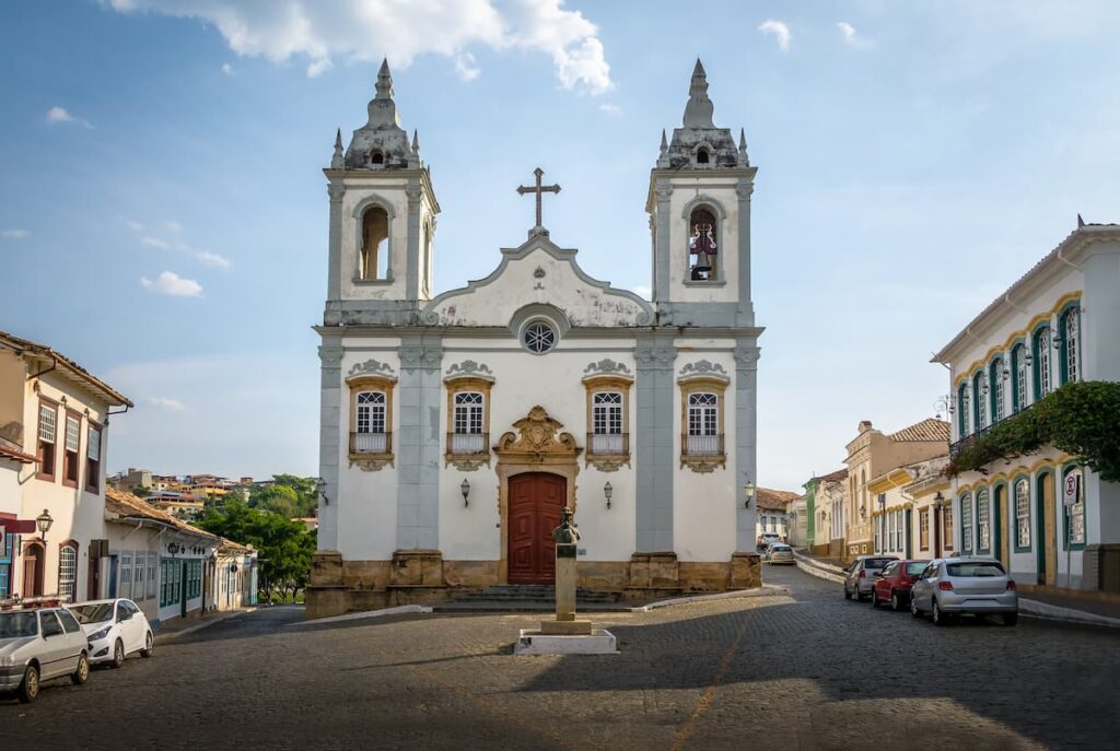 Imagem mostra Igreja de nossa Senhora do Rosário em São João del Rei.