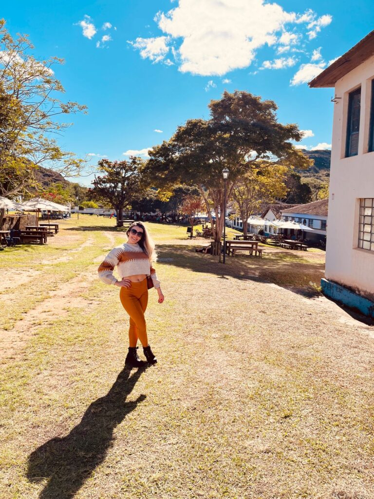 Imagem mostra a aconchegante Vila de Biribiri em Diamantina.