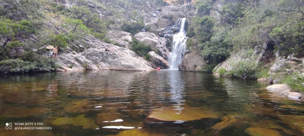 Imagem mostra Cachoeira do gavião no Parque Nacional da Serra do Cipó.